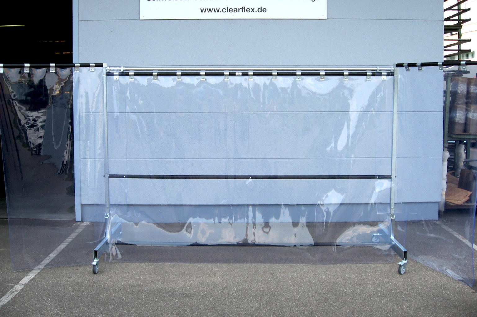mobiler schutzvohrang flächigem weich-pvc-behang